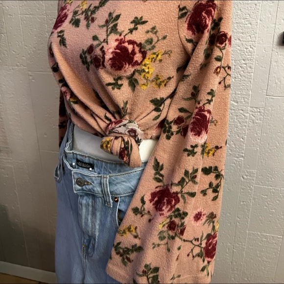 XS long sleeve - Picture 7 of 7